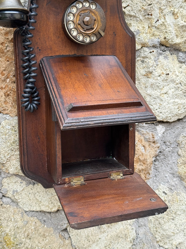 Telefono da parete in legno stile vintage primi '900