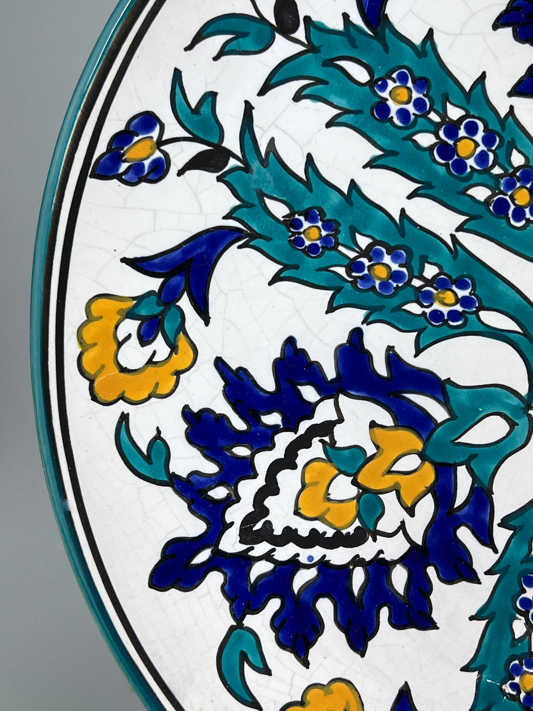 Piatto da parete in ceramica dipinta a mano decoro floreale ispirazione Safi