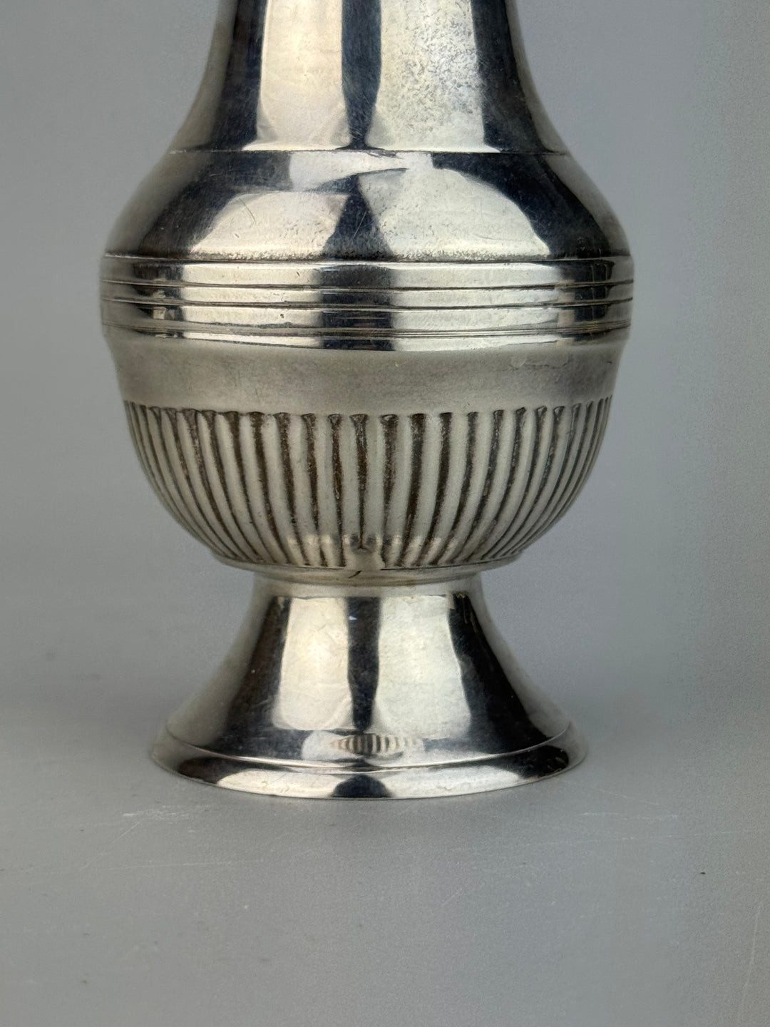 Spargizucchero inglese vintage in silverplate