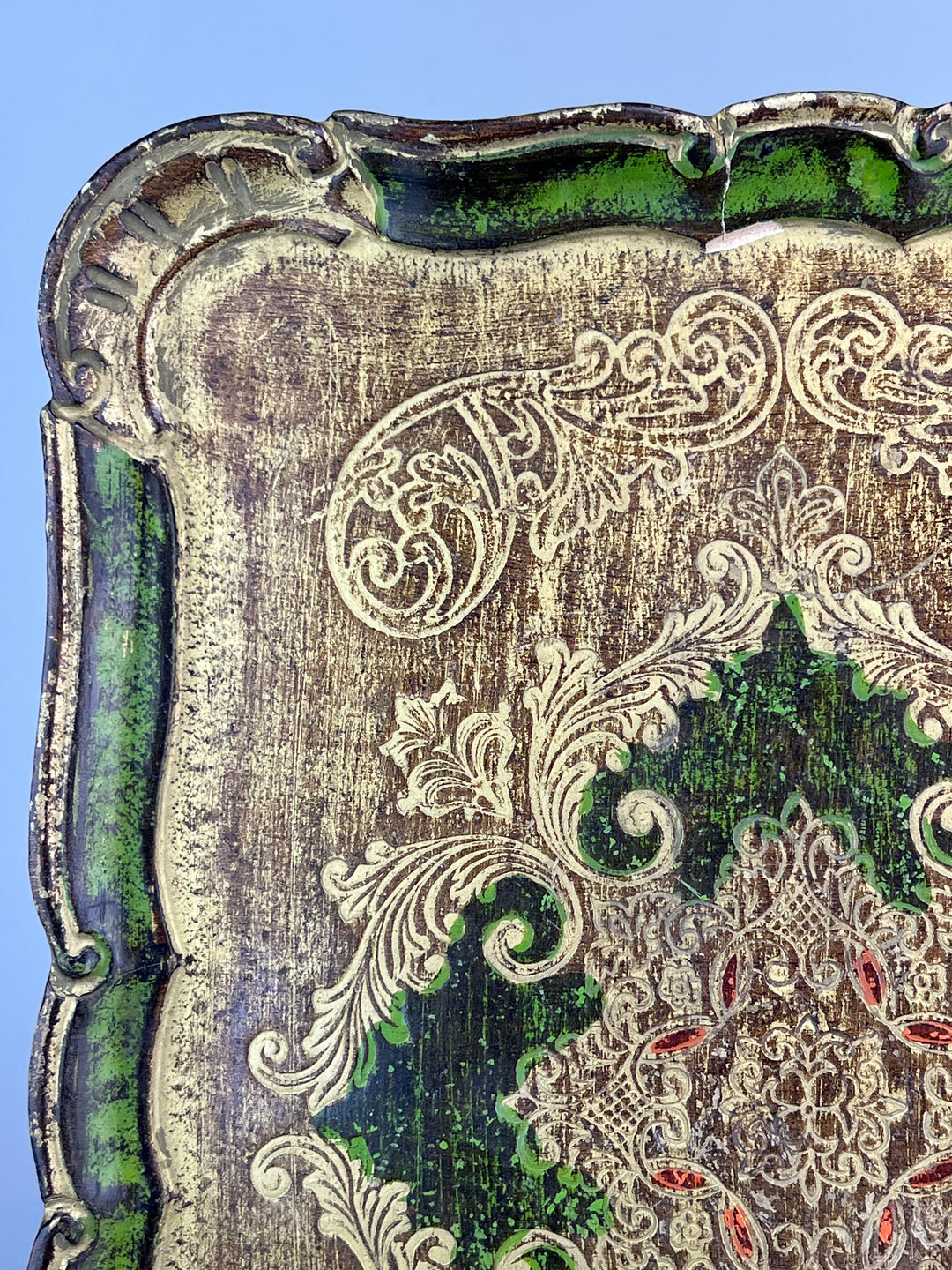 Vassoio fiorentino in legno decorato
