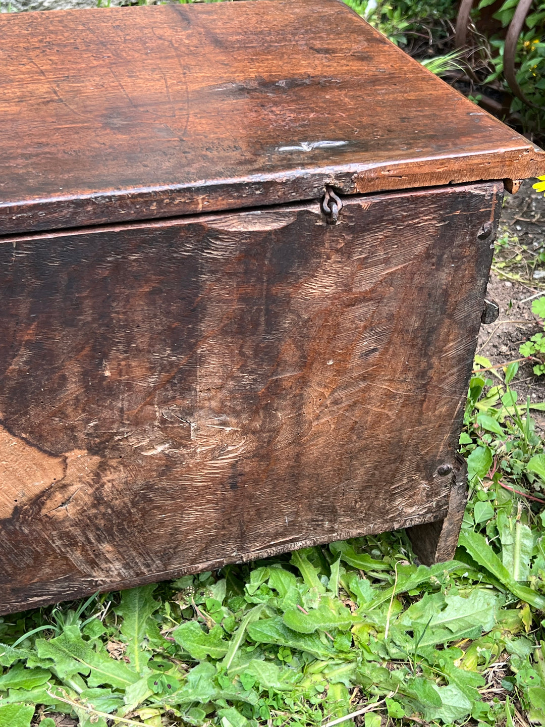Cassapanca in Legno Massello – Antica, Epoca XX Secolo