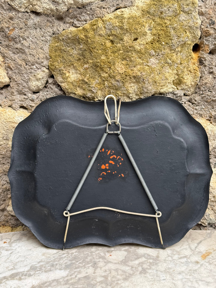 Set Vassoi vintage in metallo nero dipinti a mano con decorazioni floreali stile russo