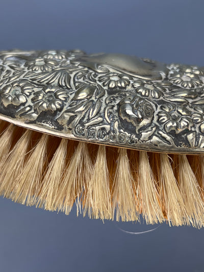 Spazzola silverplate decoro floreale vintage