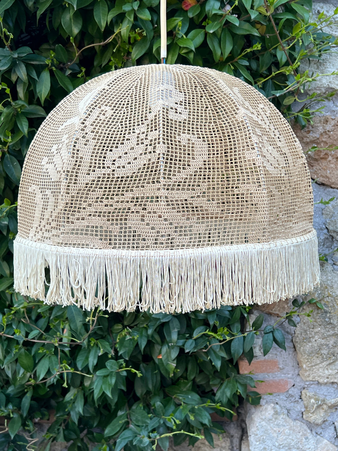 Lampadario a uncinetto frange vintage