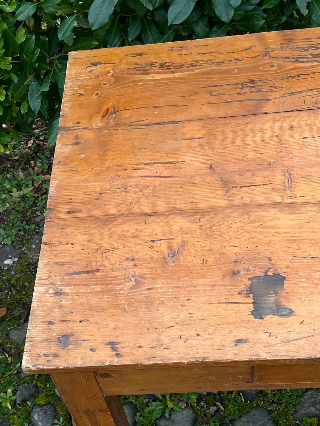 Tavolo vintage in legno massello con cassetto – Artigianato rustico italiano