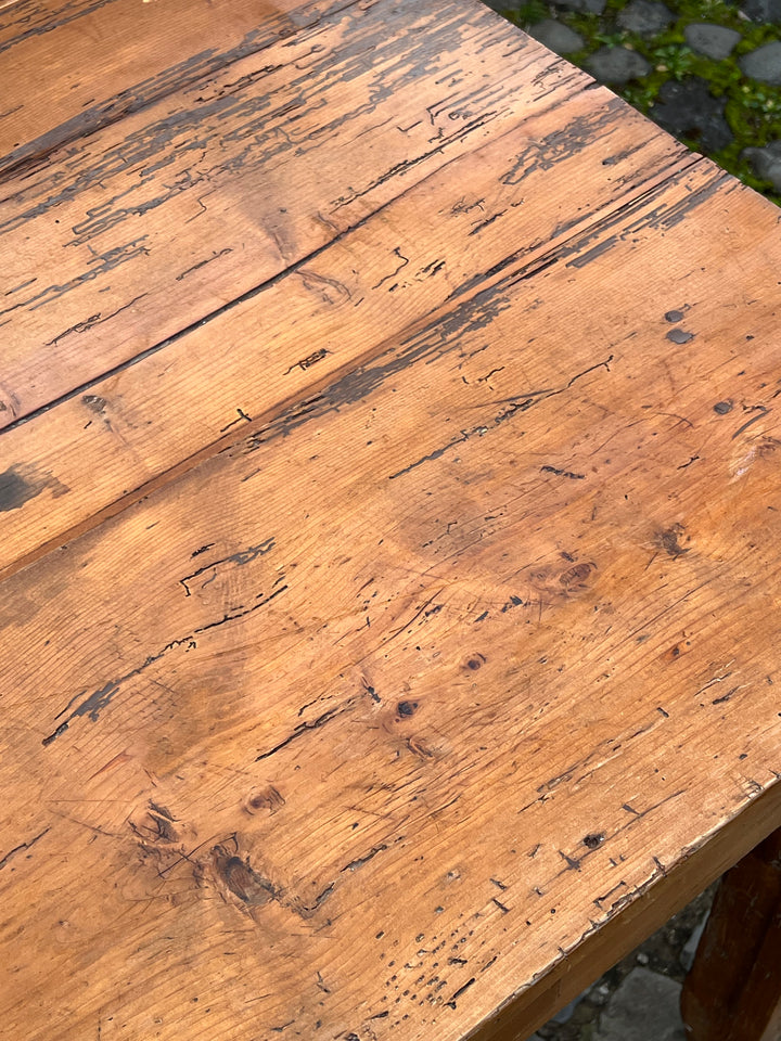 Tavolo vintage in legno massello con cassetto – Artigianato rustico italiano