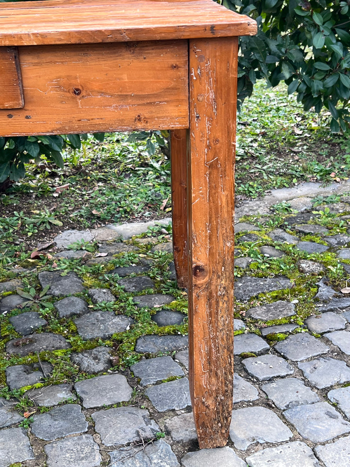 Tavolo vintage in legno massello con cassetto – Artigianato rustico italiano