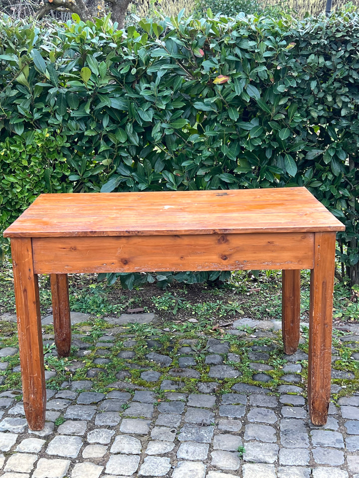 Tavolo vintage in legno massello con cassetto – Artigianato rustico italiano