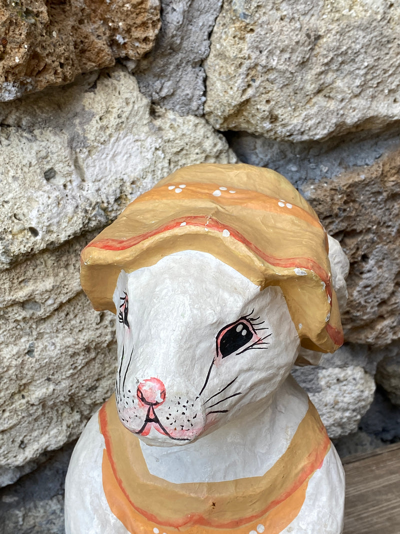 Statuetta Coniglio cartapesta dipinta vintage