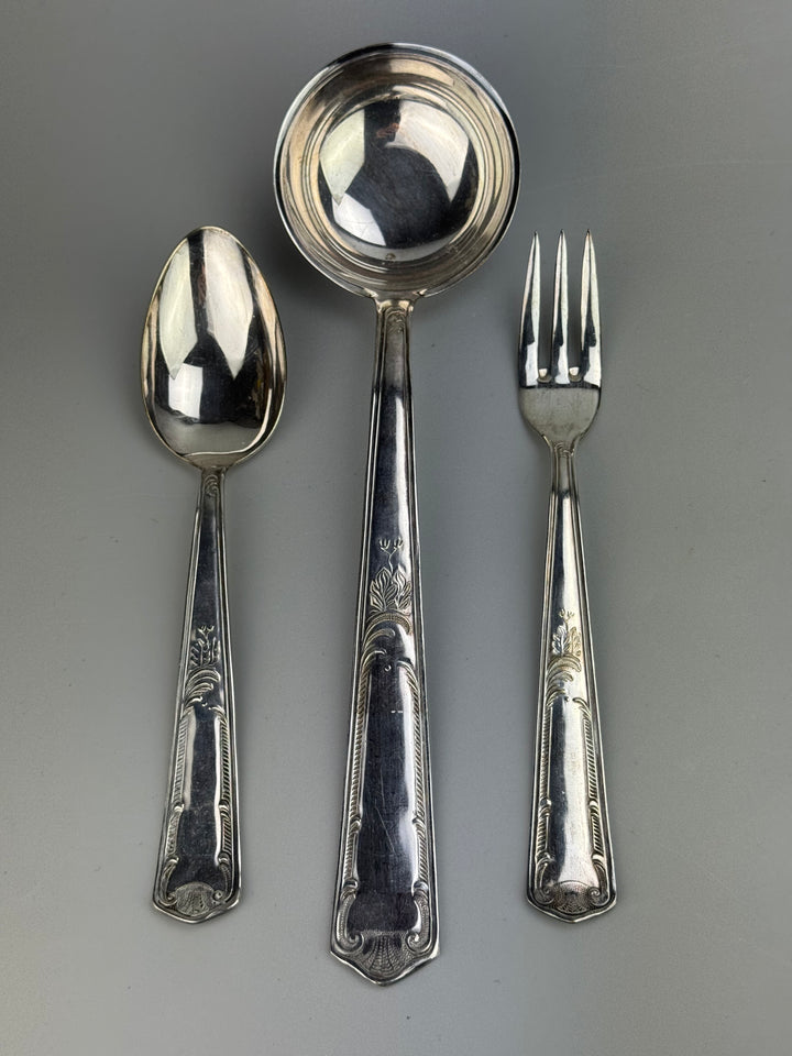Servizio di posate vintage silverplate per 6 persone con posate da servizio