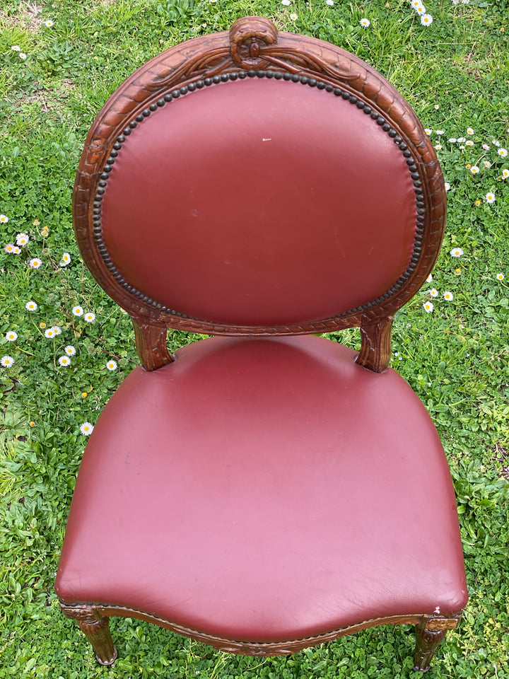 Poltroncina stile Luigi XVI pelle bordeaux