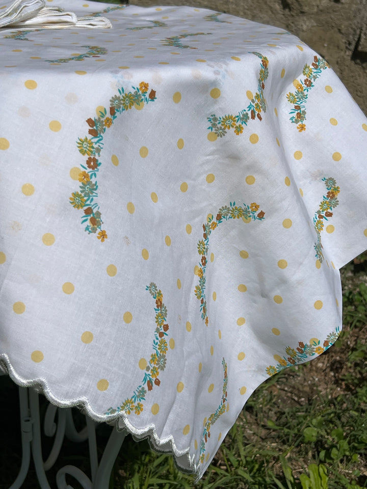 Tovaglia rettangolare con 8 tovaglioli in cotone con pois e ghirlande floreali