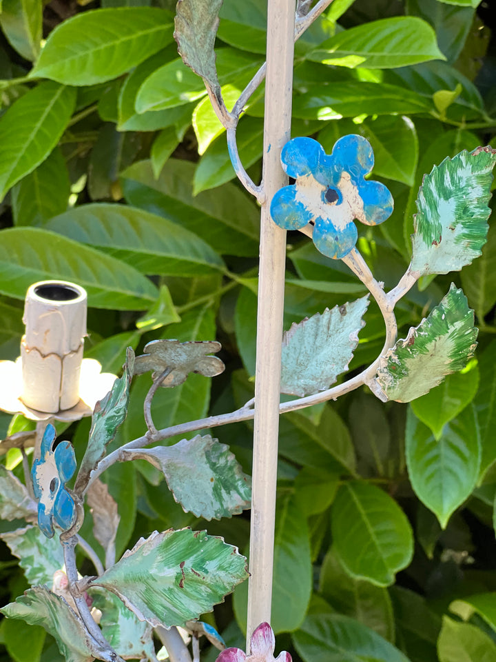 Lampadario tre braccia metallo fiori
