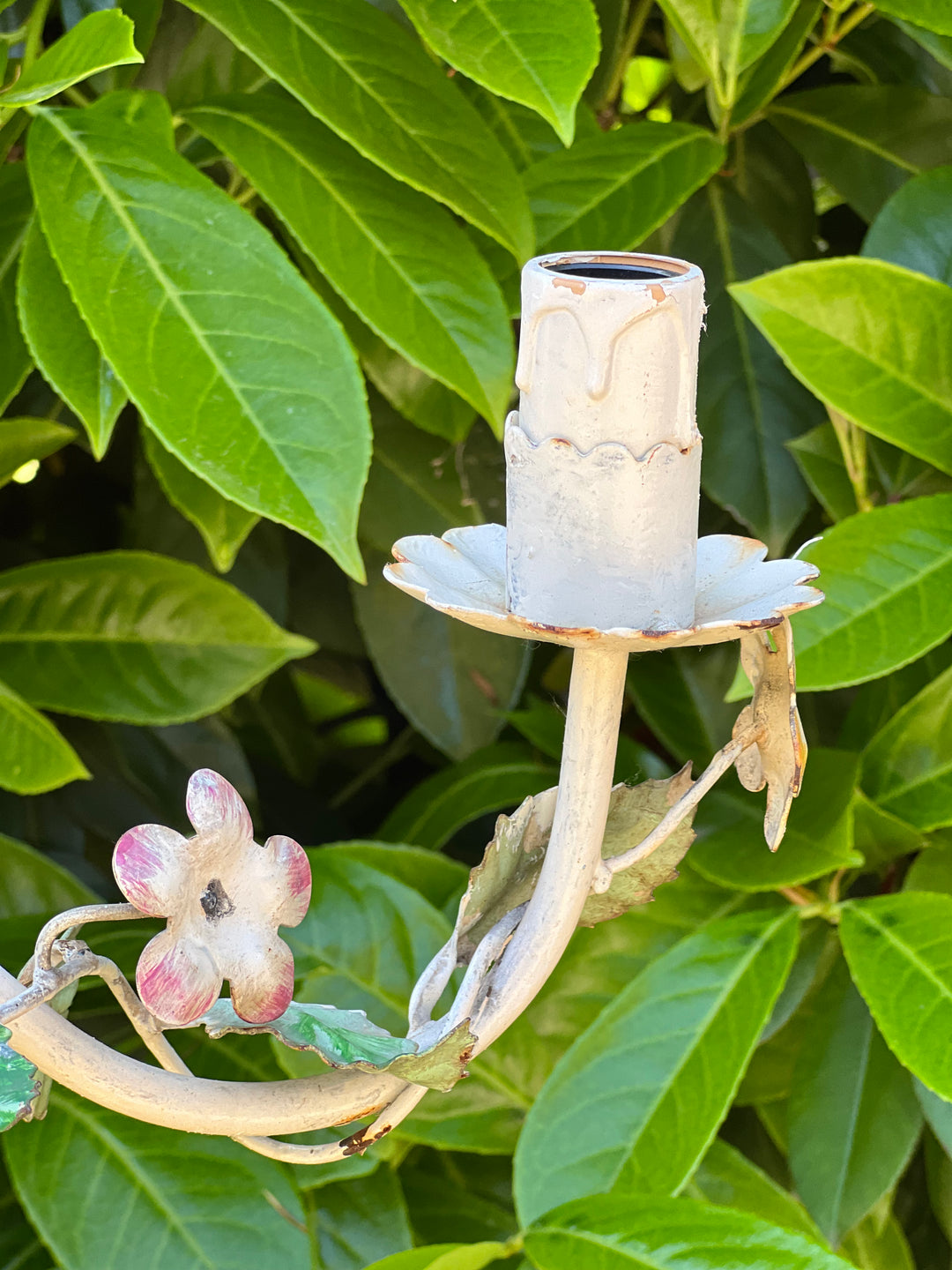 Lampadario tre braccia metallo fiori