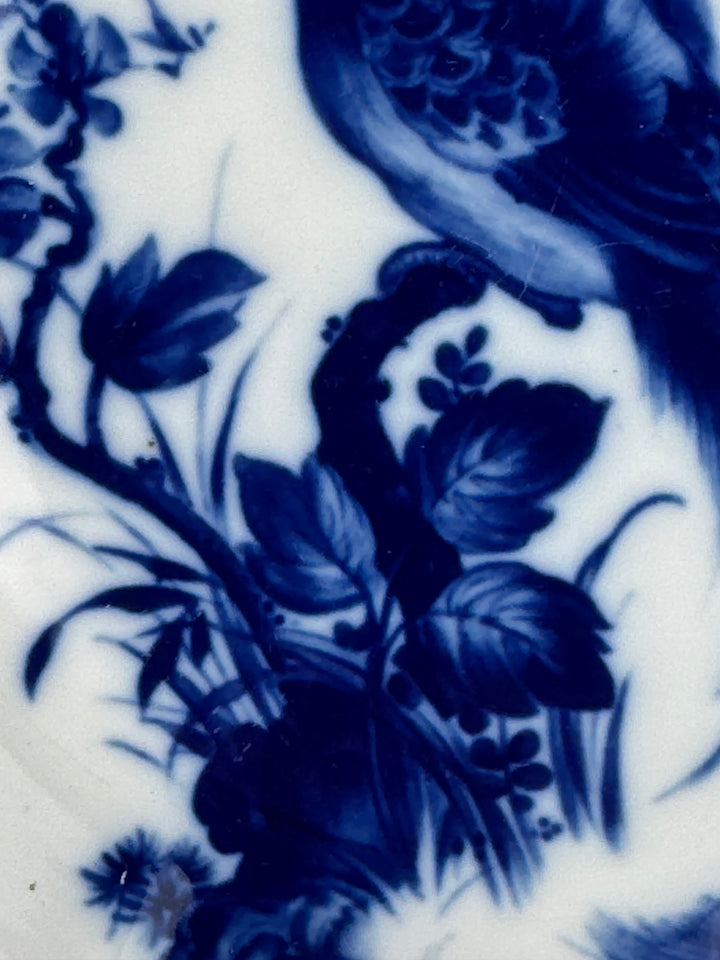Piattino decorativo vintage in porcellana Limoges con uccello blu e dettagli dorati
