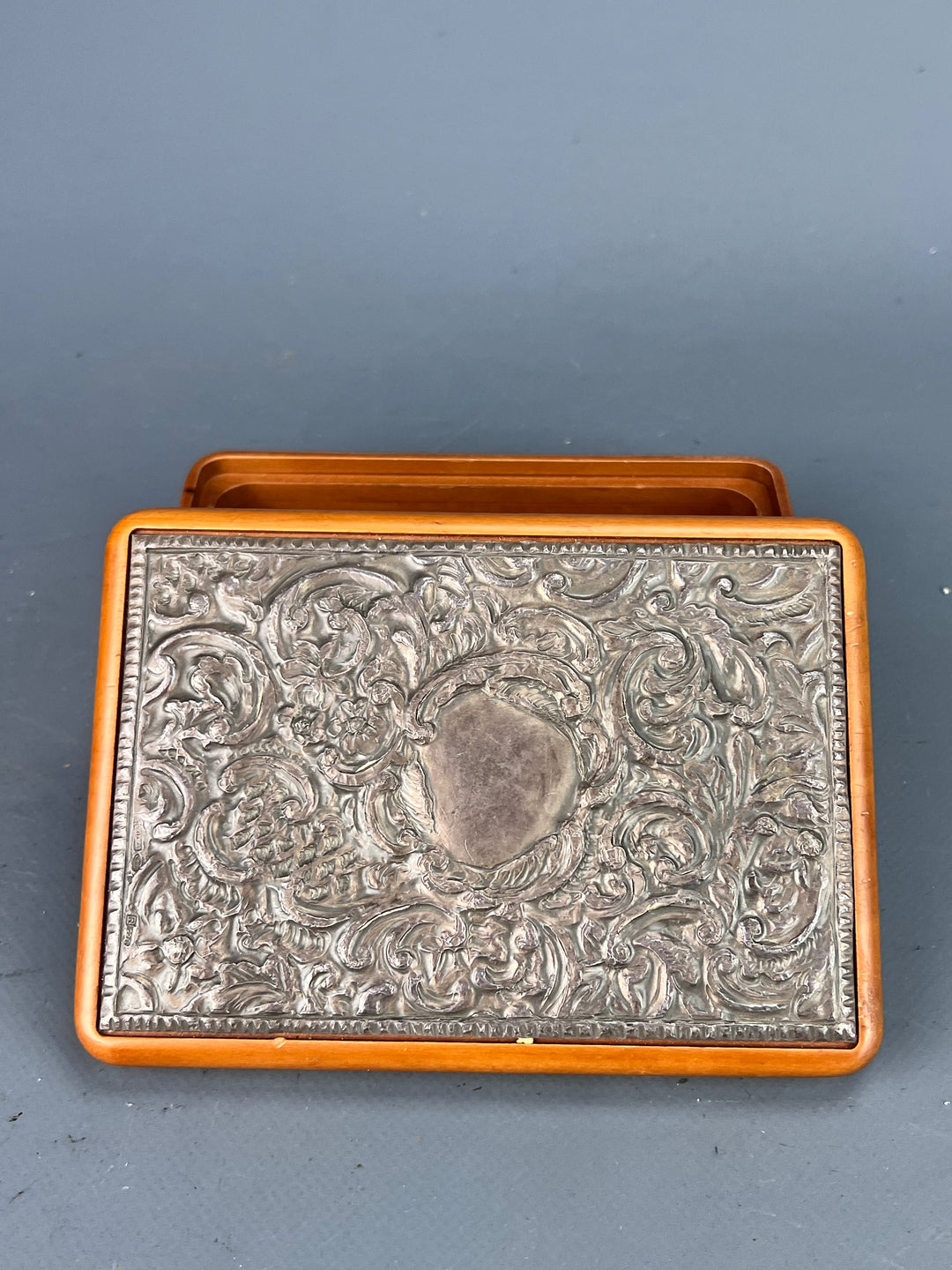 Scatola Portagioie legno decoro argento