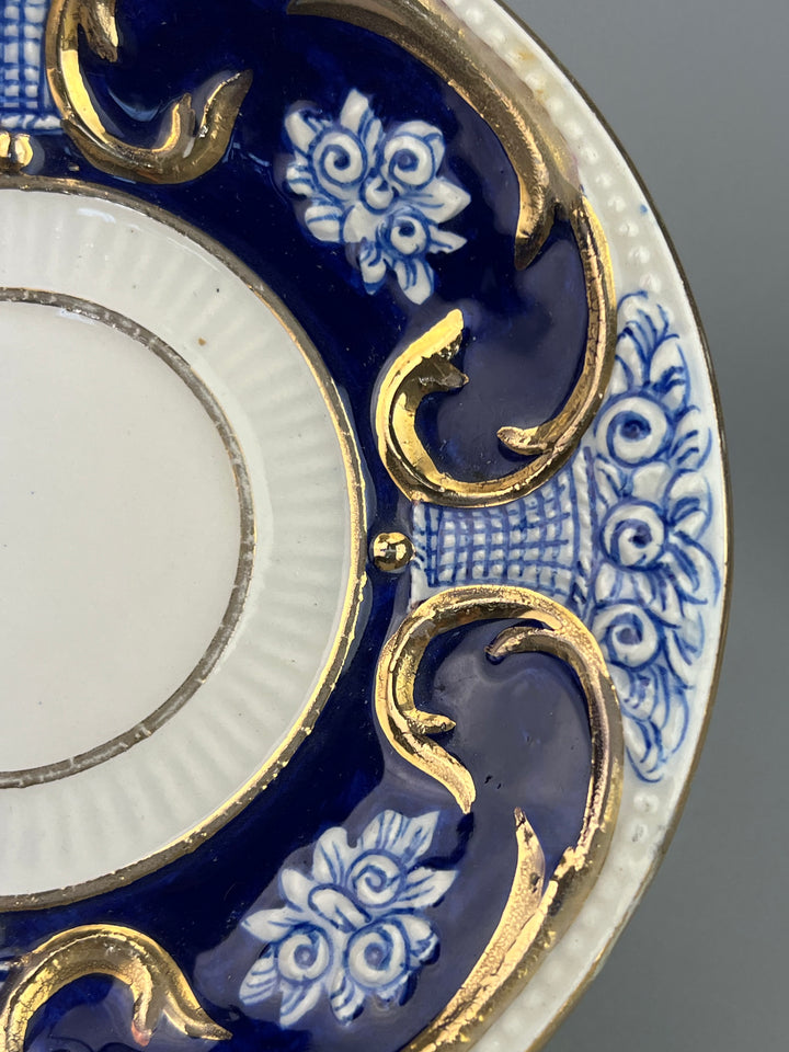 Coppia di Tazzine da Caffè Capodimonte – Porcellana Blu e Oro, Stile Classico