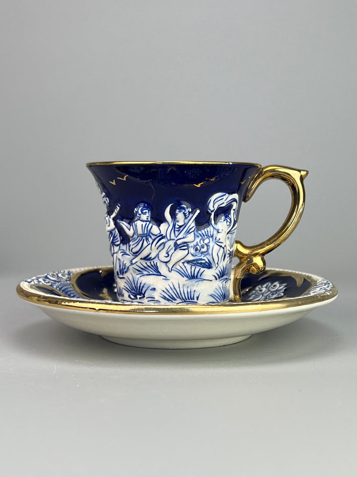 Coppia di Tazzine da Caffè Capodimonte – Porcellana Blu e Oro, Stile Classico
