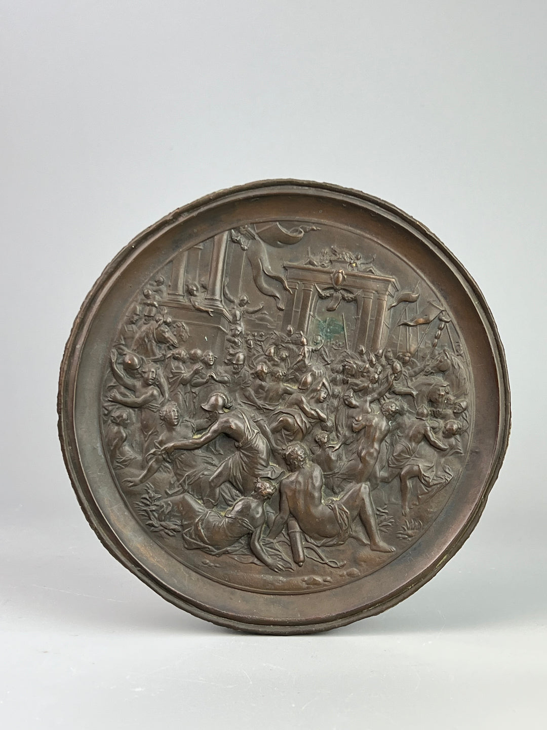 Medaglione in bronzo – Scena mitologica a rilievo
