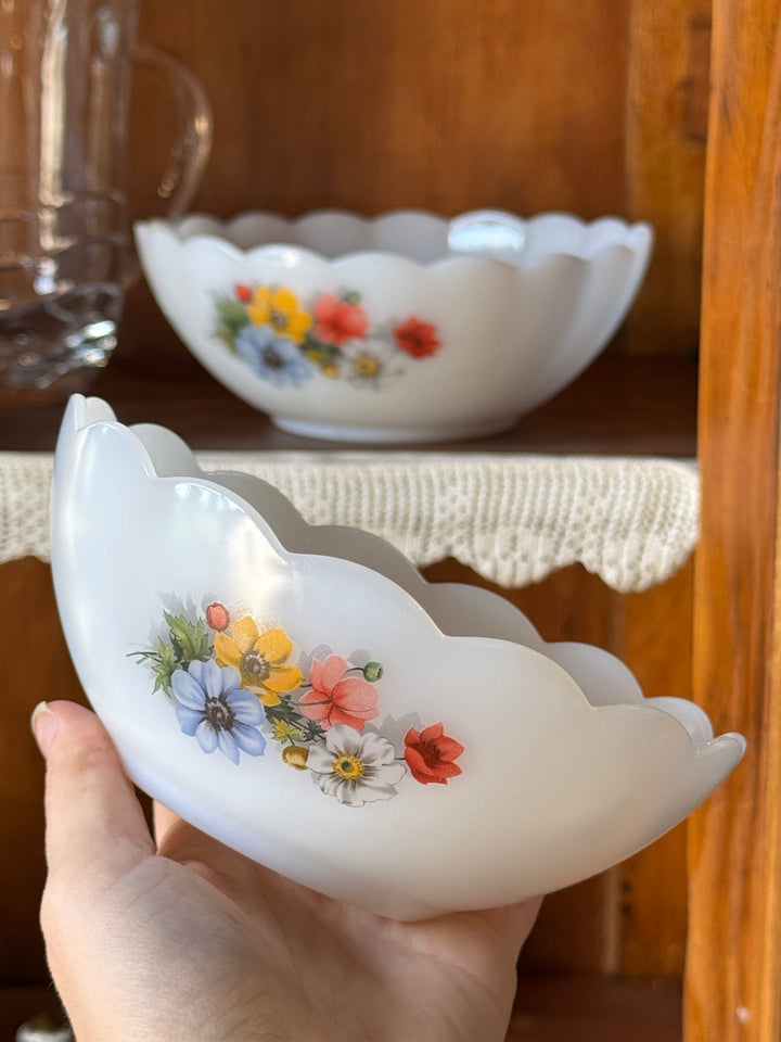 Insalatiere in vetro Arcopal France con decoro floreale