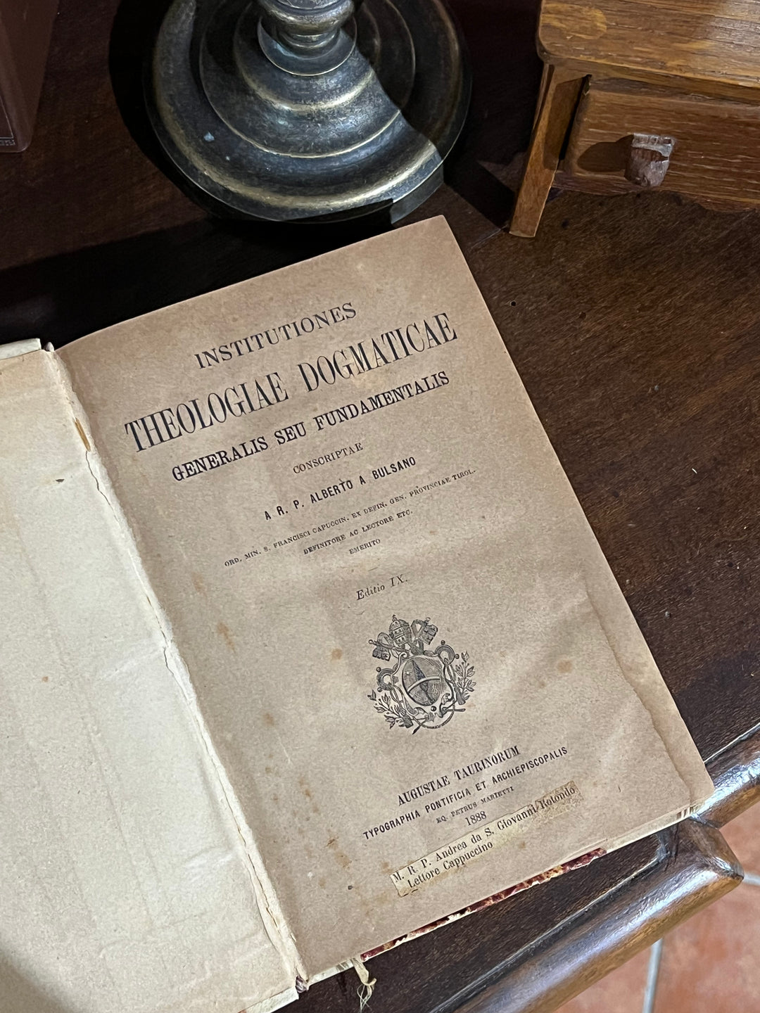 Frontespizio del libro “Institutiones Theologiae Dogmaticae”, edizione 1888, Torino