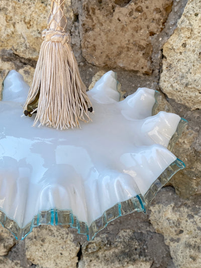 Lampadario a fazzoletto in vetro opalino con bordo celeste vintage