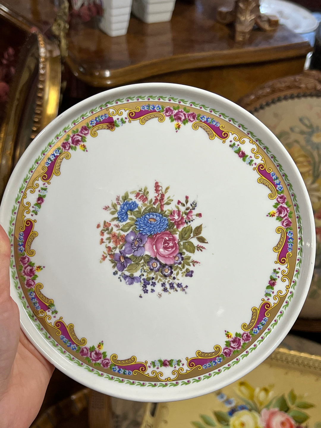 Piattino Limoges Depos con decoro floreale centrale e bordo dorato