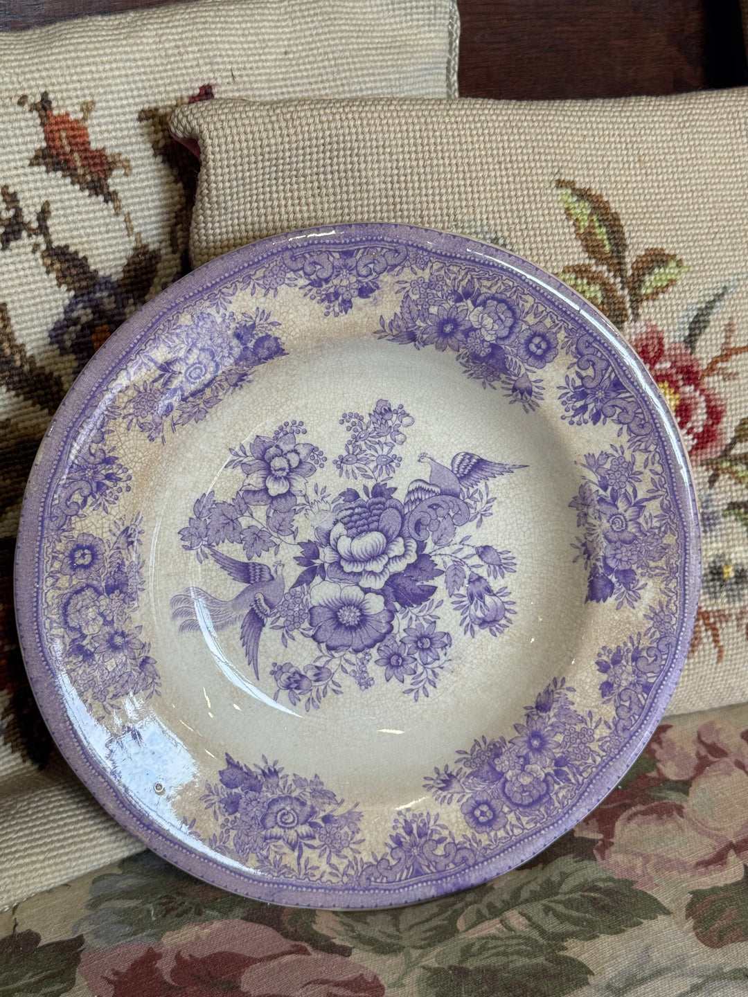 Piatti in ceramica con decoro transfer vintage