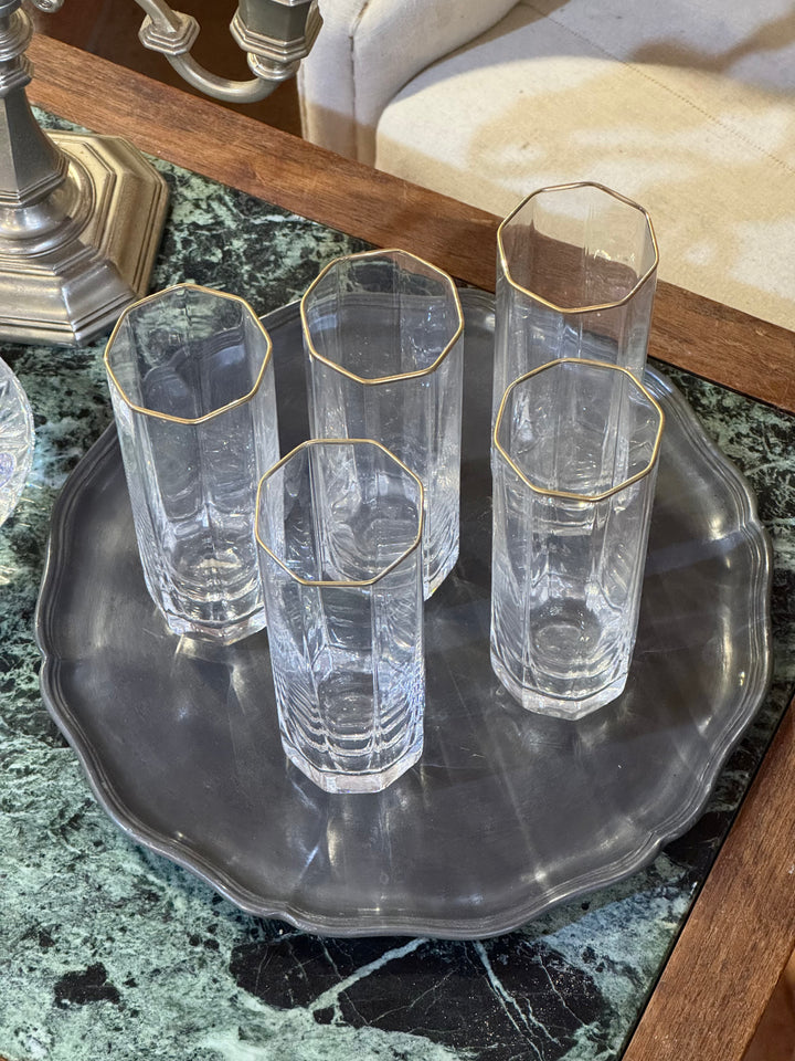 Set di Vassoi Piatti in peltro vintage con bordo sagomato