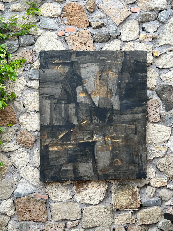 Quadro Olio su tela attribuito a Lorri Whiting, pittrice e scultrice australiana (1927-2019). E' conosciuta per le sue opere astratte e questo ne è un esempio.&nbsp;  Opera caratterizzata da disegno geometrico di colore nero/grigio con sfumature di giallo.  Misure 100x120 cm&nbsp;