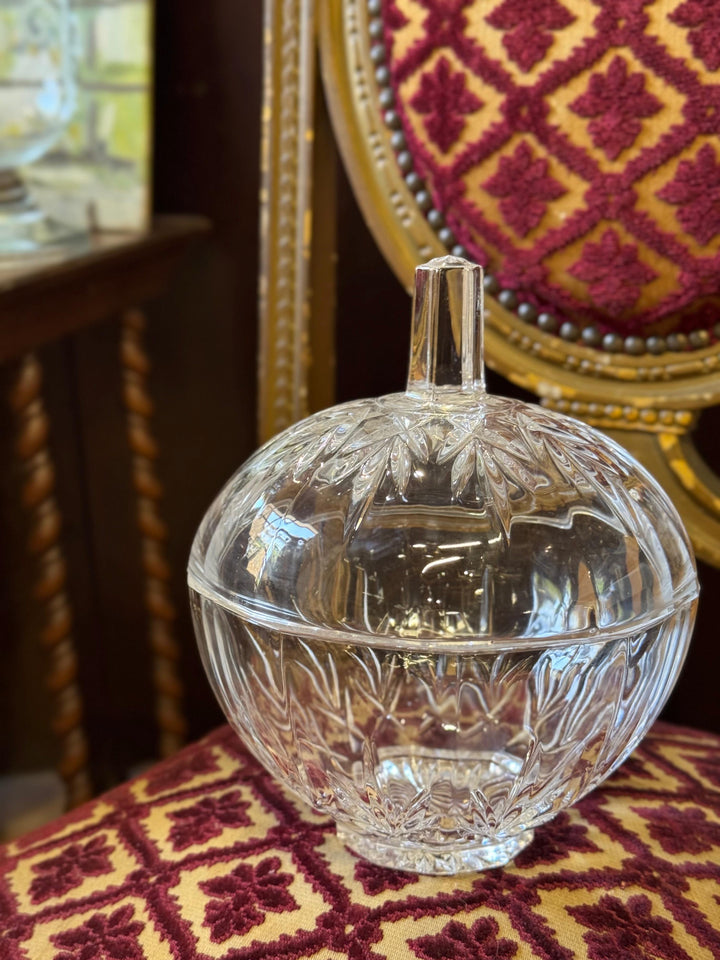 Scatola porta bon bon vintage in vetro trasparente decorato con coperchio