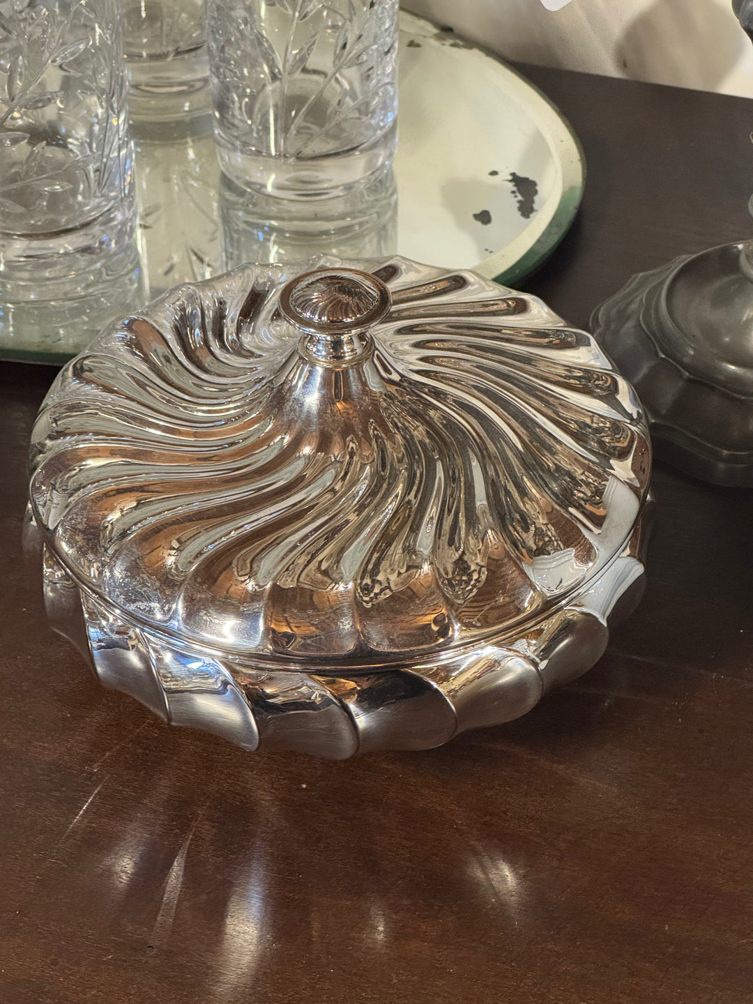 Scatola porta bon bon OLRI silverplated con coperchio