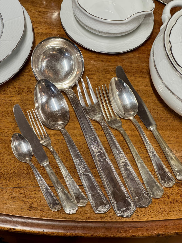 Servizio di posate vintage silverplate per 6 persone con mestolo e posate da servizio