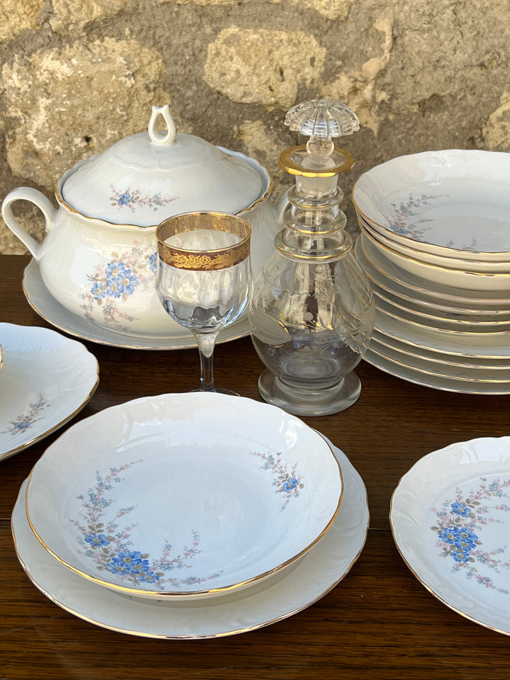 Servizio di piatti vintage Royal Tognana per 10 persone con decoro floreale blu e bordo oro
