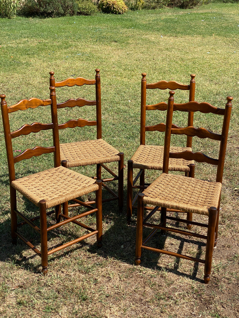 Set Quattro sedie in legno con seduta impagliata firmate Salvarani anni &