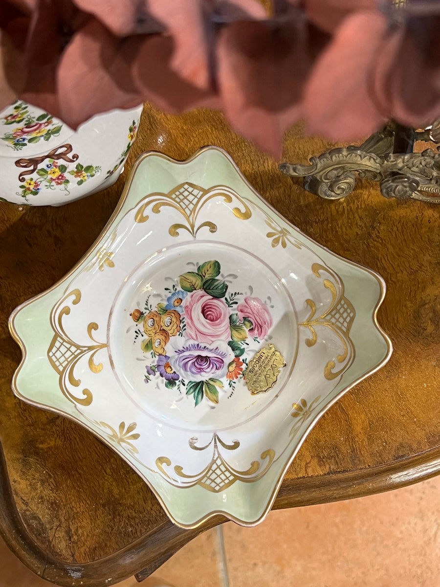 Svuotatasche quadrato in porcellana decorata Limoges con fiori e bordo oro
