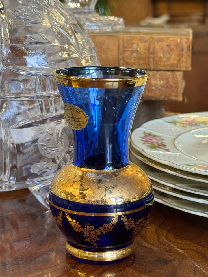 Vasetto in vetro blu con decoro dorato Murano e etichetta originale
