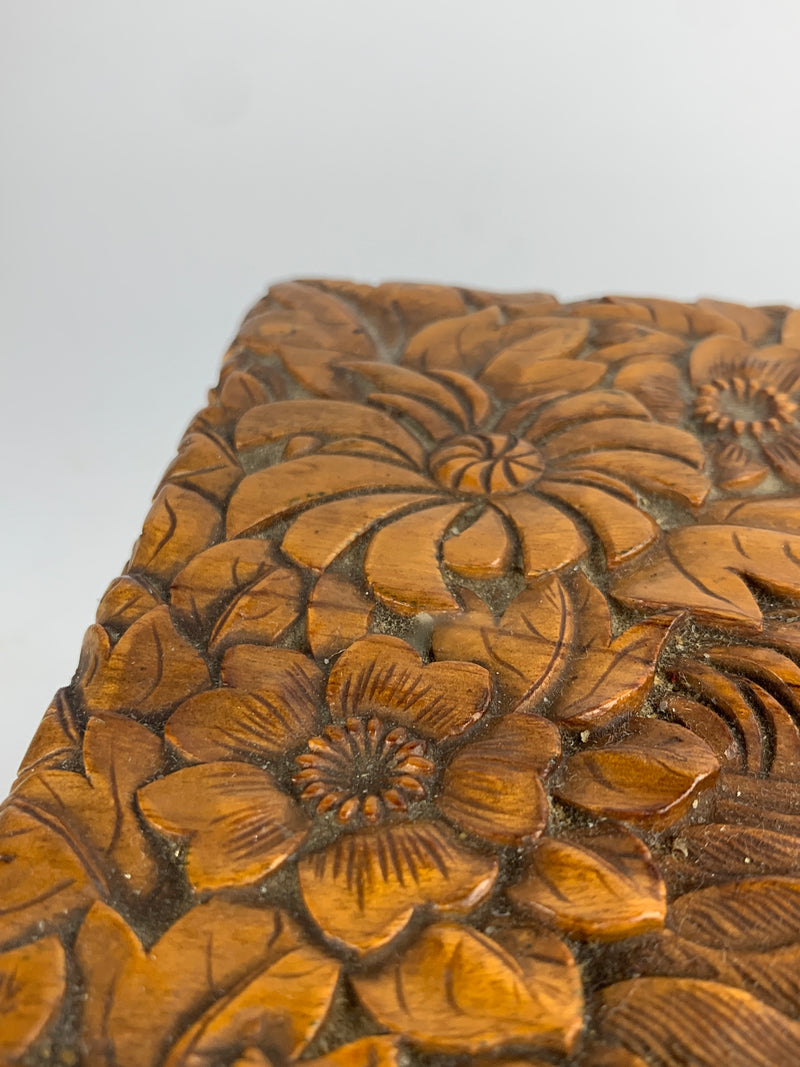 Scatola orientale legno intarsiato