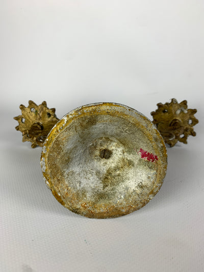Candelabro a due braccia dorato