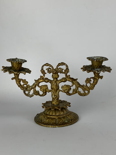 Candelabro a due braccia dorato