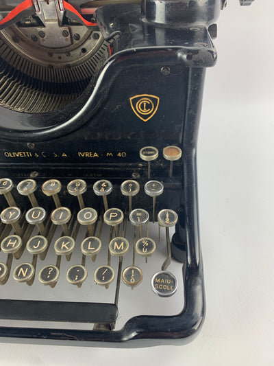 Macchina da scrivere Olivetti M40