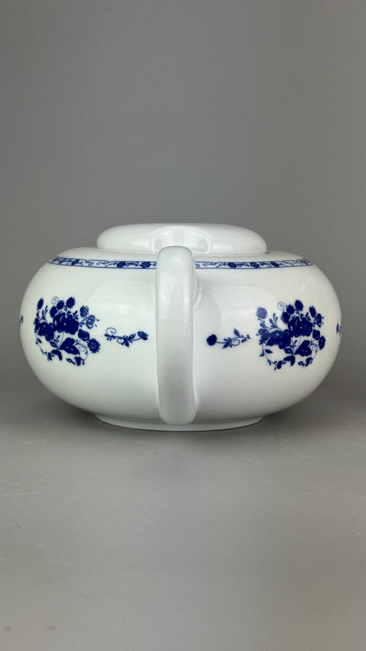 Servizio da tè vintage Cipa Italia per 10 persone in ceramica bianca e blu