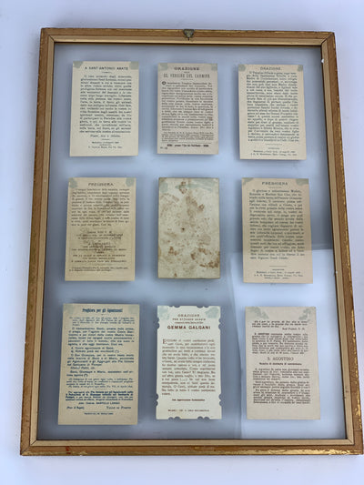 Collezione di Santini incorniciata