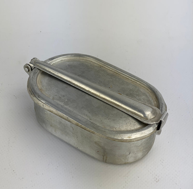 Siringa in vetro Artsana con bollitore alluminio vintage