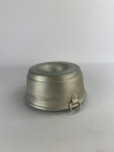 Stampo da budino in alluminio vintage