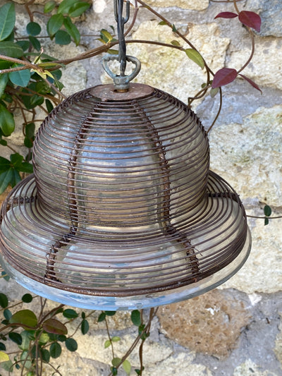 Lampadario a cappello