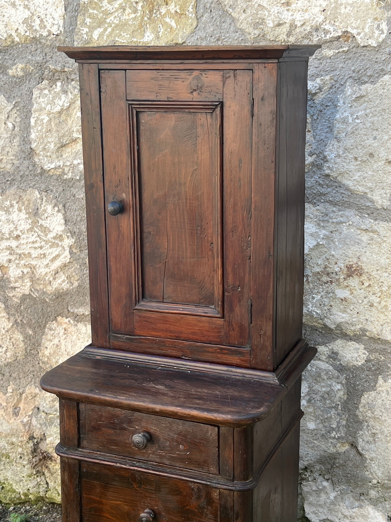 Mobiletto Arte povera anta e cassetti