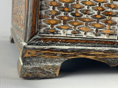 Baule indiano in legno e vimini