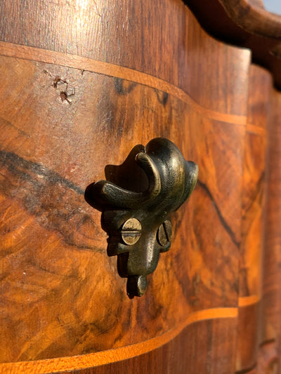 Comodino stile chippendale