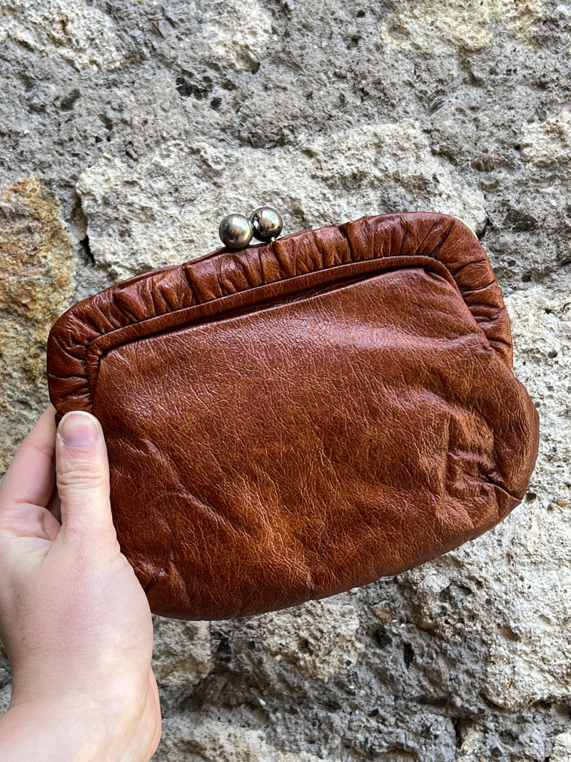 Pochette da mano in pelle vintage.